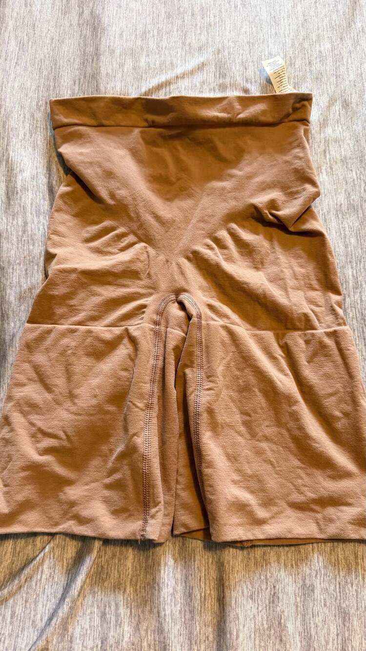 Spanx Power Series Mid-Thigh Shaping Shorts Size XL
